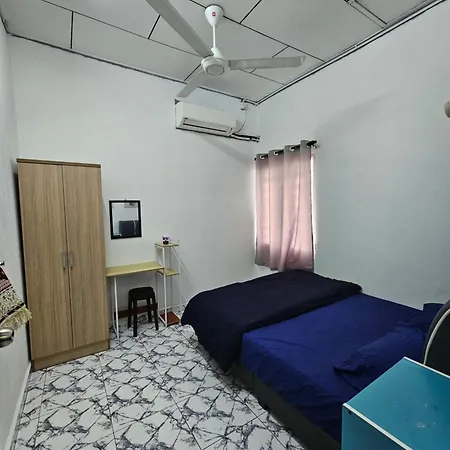 Homestay Una Kangar Exterior photo