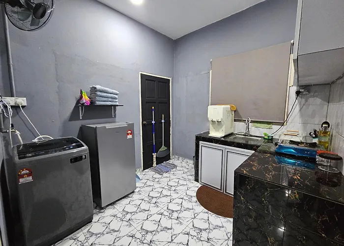 Homestay Una Kangar