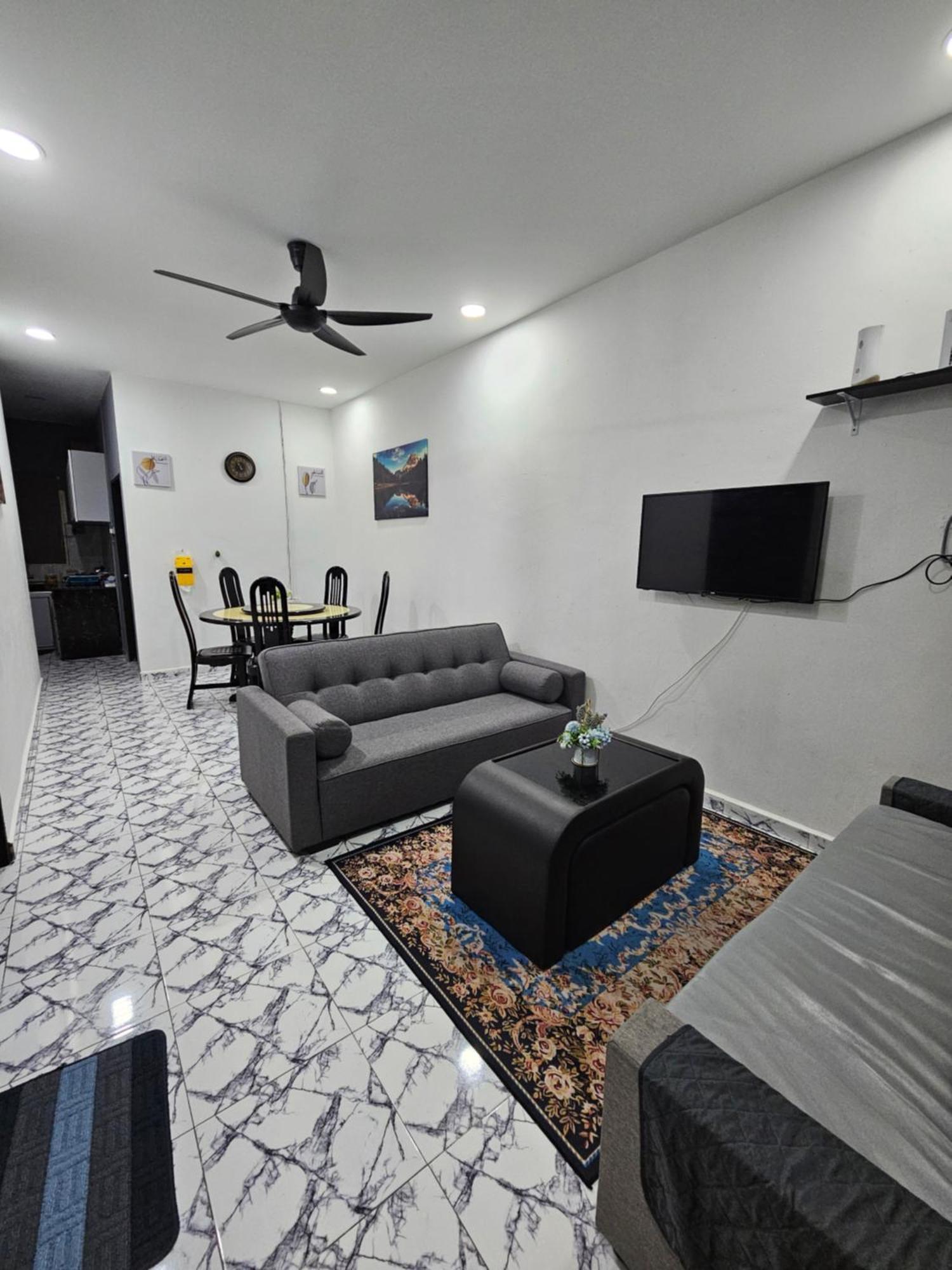 Homestay Una Kangar Kangar